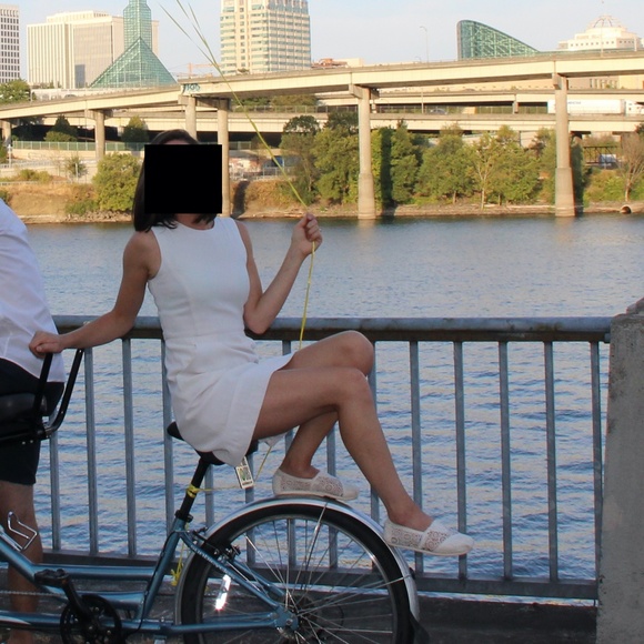 Theory Dresses & Skirts - Theory Colete Sleeveless Dress with Pockets